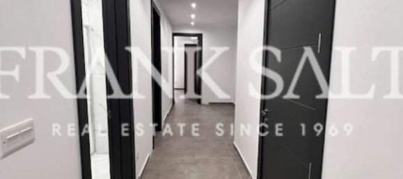 3 bedrooms Apartment in Saint Paul's Bay, Malta No. 5166 11