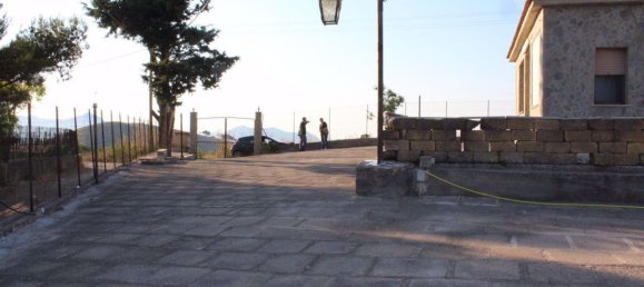 Вилла с 3 спальнями в Бельмонте Медзаньо, Италия № 103600 4