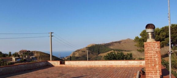 Вилла с 3 спальнями в Бельмонте Медзаньо, Италия № 103600 12