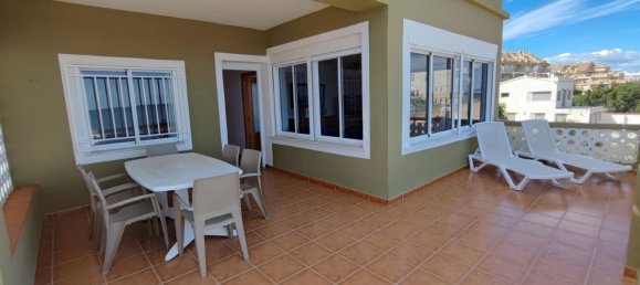 Apartamento de 4 dormitorios en Dénia, Spain No. 9685 11