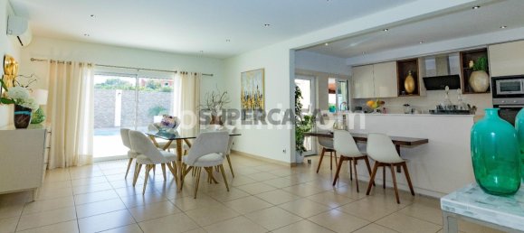 5 bedrooms House in Quarteira, Portugal No. 157084 4