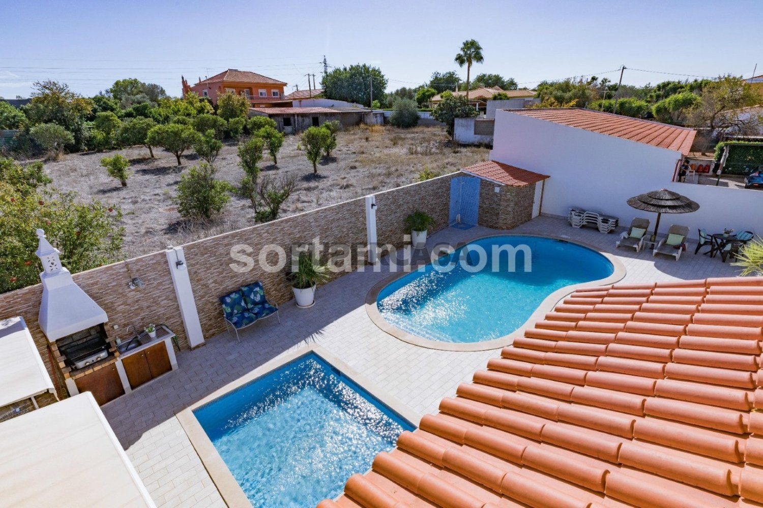 5 bedrooms House in Quarteira, Portugal No. 157084