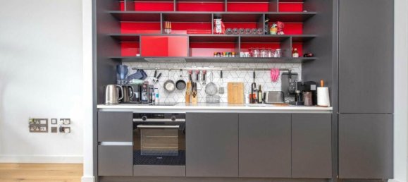 Studio in Canary Wharf, United Kingdom No. 5651 12