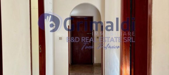 5 Schlafzimmer Wohnung in Santa Flavia, Italy, Nr. 326441 8