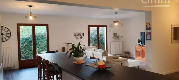 Casa T5 em Mont-pres-Chambord, France N.º 307931 6