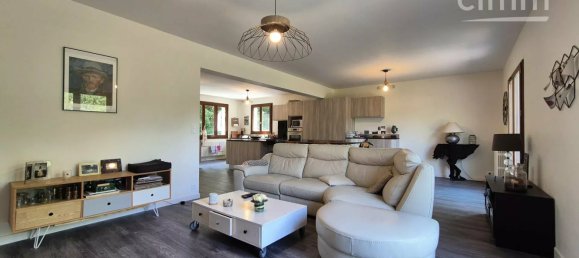 Casa T5 em Mont-pres-Chambord, France N.º 307931 2