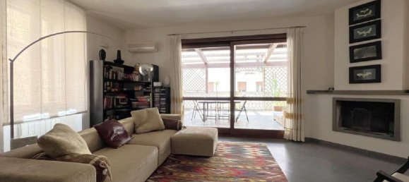 Дом с 6 комнатами в Сассари, Италия № 158857 6