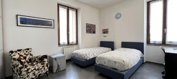 Дом с 6 комнатами в Сассари, Италия № 158857 22