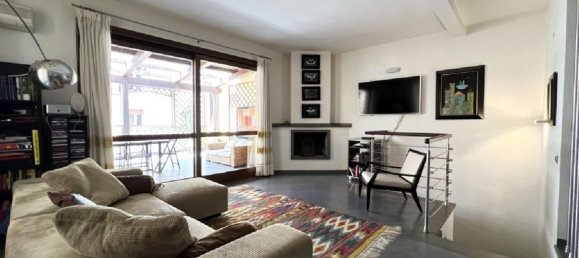 Дом с 6 комнатами в Сассари, Италия № 158857 4