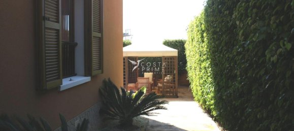 3 غرف نوم تاون هاوس في Alicante, Spain رقم 181335 9