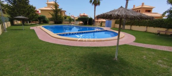 3 غرف نوم تاون هاوس في Alicante, Spain رقم 181335 5