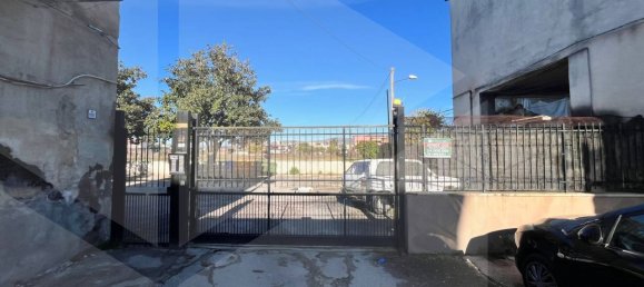 Studio in Mariglianella, Italy No. 25396 14