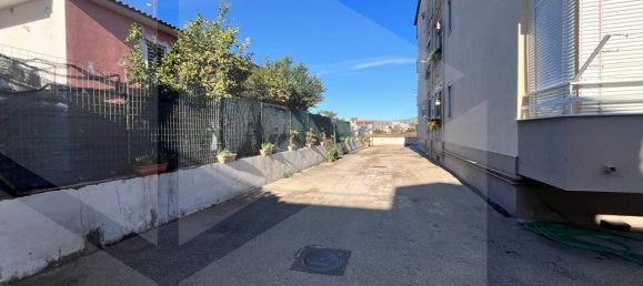 Studio in Mariglianella, Italy No. 25396 15