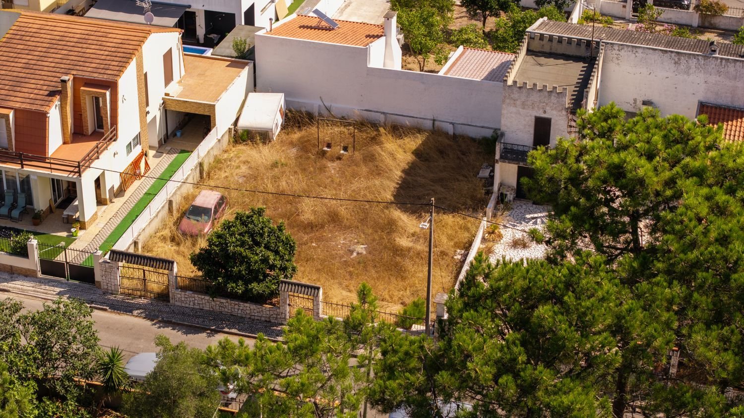  قطعة أرض في Almada, Portugal رقم 248959