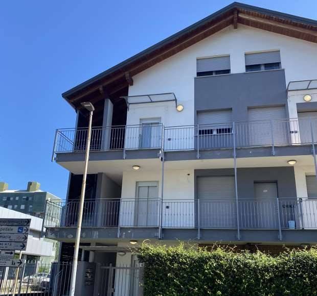 4 Schlafzimmer Wohnung in Rho, Italy, Nr. 95309