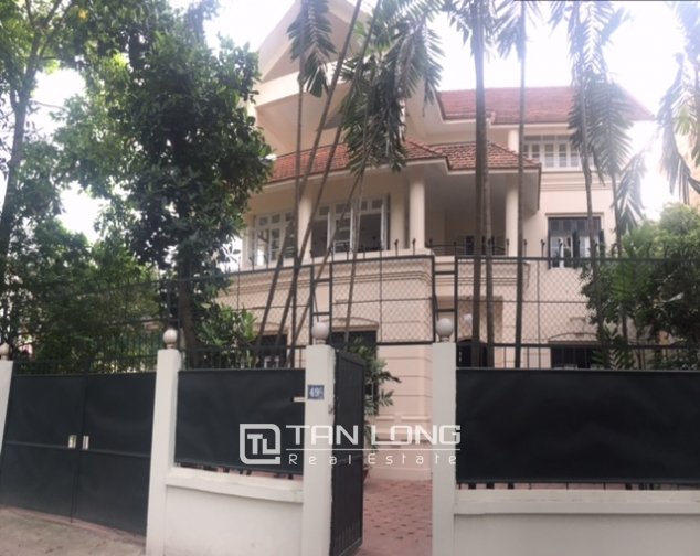 4 Schlafzimmer Villa in Tay Ho, Vietnam, Nr. 1915