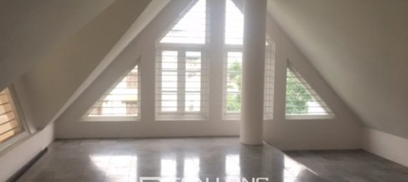 4 Schlafzimmer Villa in Tay Ho, Vietnam, Nr. 1915 19