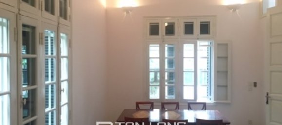 4 Schlafzimmer Villa in Tay Ho, Vietnam, Nr. 1915 6