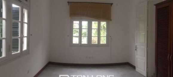 4 Schlafzimmer Villa in Tay Ho, Vietnam, Nr. 1915 11