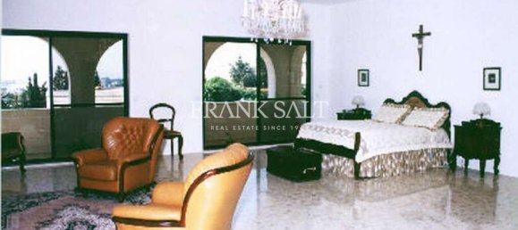 Вилла с 4 спальнями в Свийи, Мальта № 136 15