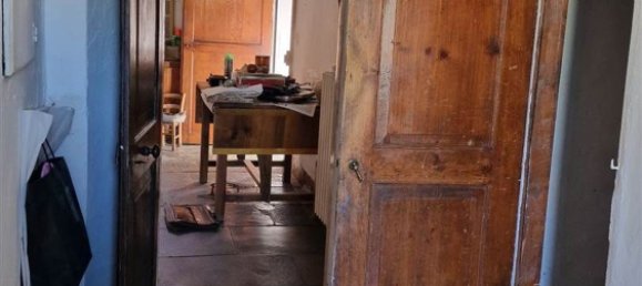 8-Zimmer Haus in Montecreto, Italy, Nr. 208880 19