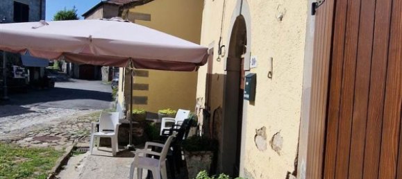 8 rooms House in Montecreto, Italy No. 208880 9