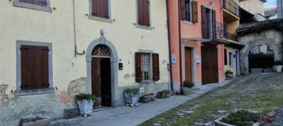 8-Zimmer Haus in Montecreto, Italy, Nr. 208880 28
