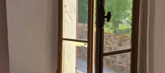 8 rooms House in Montecreto, Italy No. 208880 11