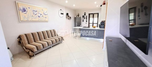 3-Zimmer Haus in Adelfia, Italy, Nr. 41978 9