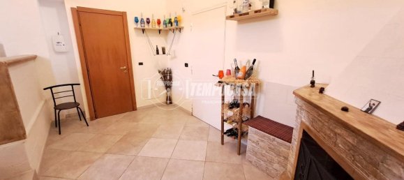 3-Zimmer Haus in Adelfia, Italy, Nr. 41978 2