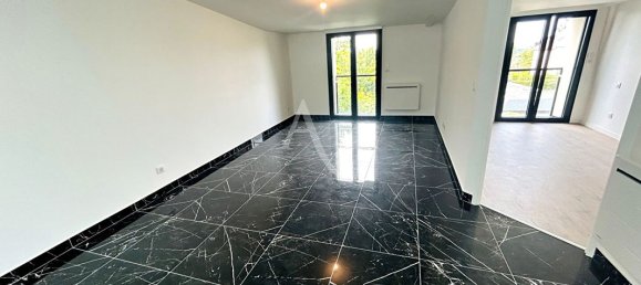 16غرفة شقة في Noisy-le-Grand, France رقم 173653 23