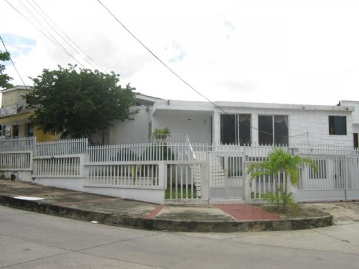 4 bedrooms House in Atlantico, Colombia No. 9171