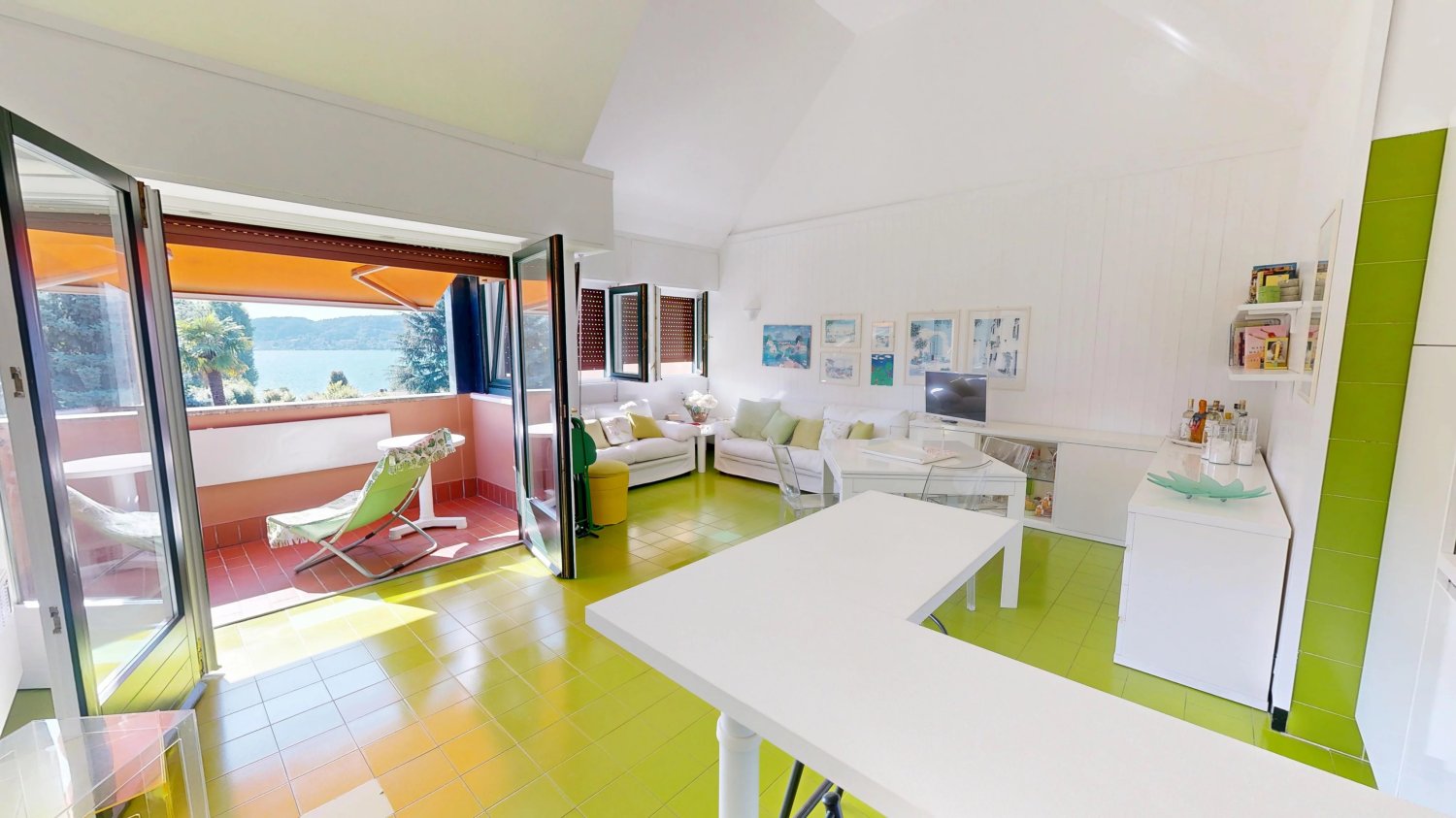 Apartamento T1 em Lesa, Italy N.º 291317