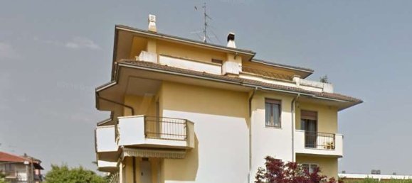 Apartamento de 9 divisões em Romano di Lombardia, Italy N.º 285181 10