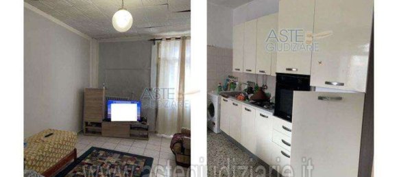 4 rooms Apartment in Conselice, Italy No. 95815 9