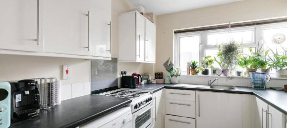 1 bedroom Apartment in London, United Kingdom No. 3605 10