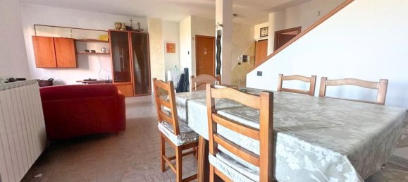 5 bedrooms House in Termoli, Italy No. 334893 12