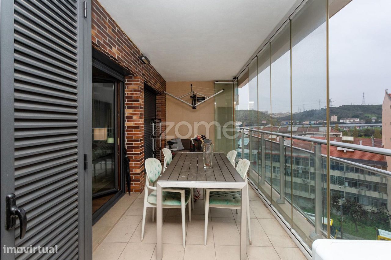 Apartamento de 3 dormitorios en Odivelas, Portugal No. 135755