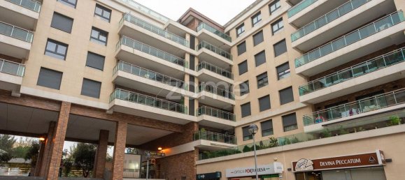 Apartamento de 3 dormitorios en Odivelas, Portugal No. 135755 2