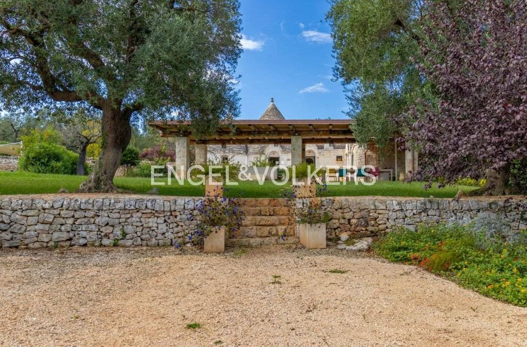 3 bedrooms House in Monopoli, Italy No. 126187