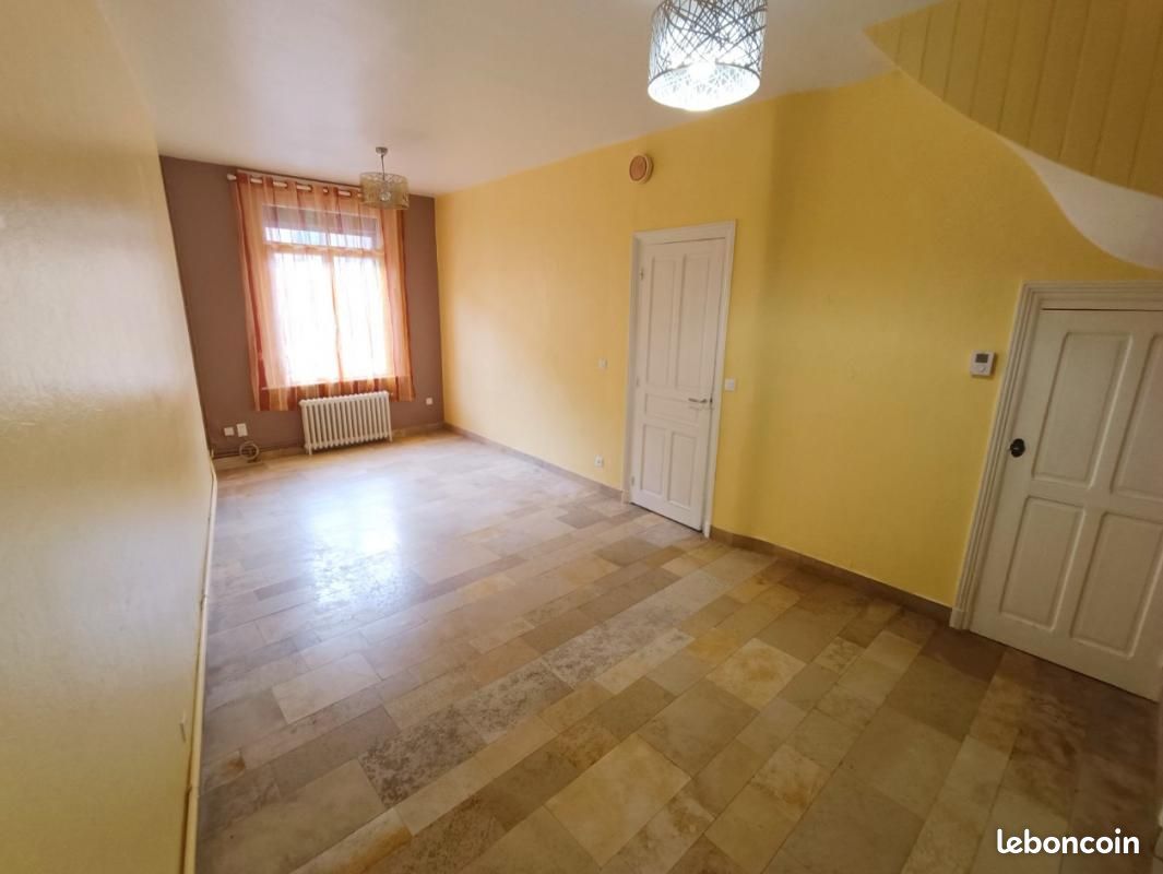 4 chambres Maison à Amiens, France No. 52095