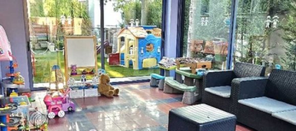 4 bedrooms Apartment in Pyrgos, Cyprus No. 20814 10