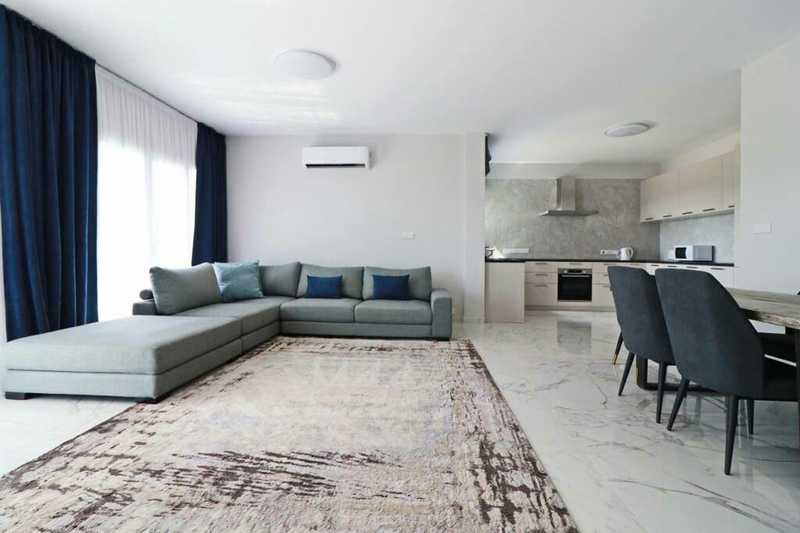 4 bedrooms Apartment in Pyrgos, Cyprus No. 20814
