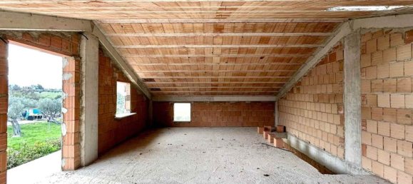 6 rooms House in Treglio, Italy No. 67605 36