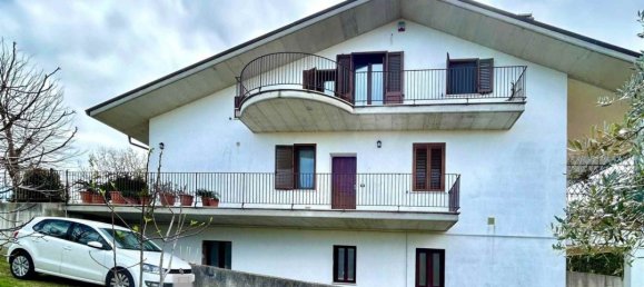 6 rooms House in Treglio, Italy No. 67605 29