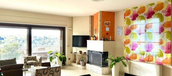 6 rooms House in Treglio, Italy No. 67605 10