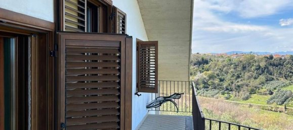 6 rooms House in Treglio, Italy No. 67605 18