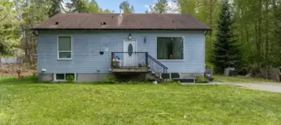 4 bedrooms House in Mission, Canada No. 1619 6