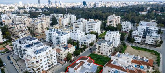 6 bedrooms House in Strovolos, Cyprus No. 10791 4