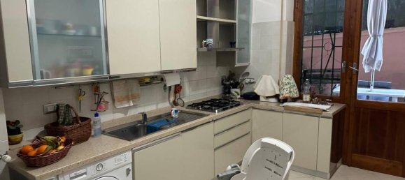 Квартира с 6 комнатами в Генуя, Италия № 32565 23